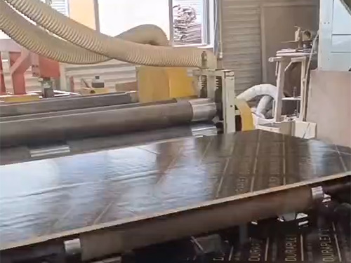 生產(chǎn)車(chē)間